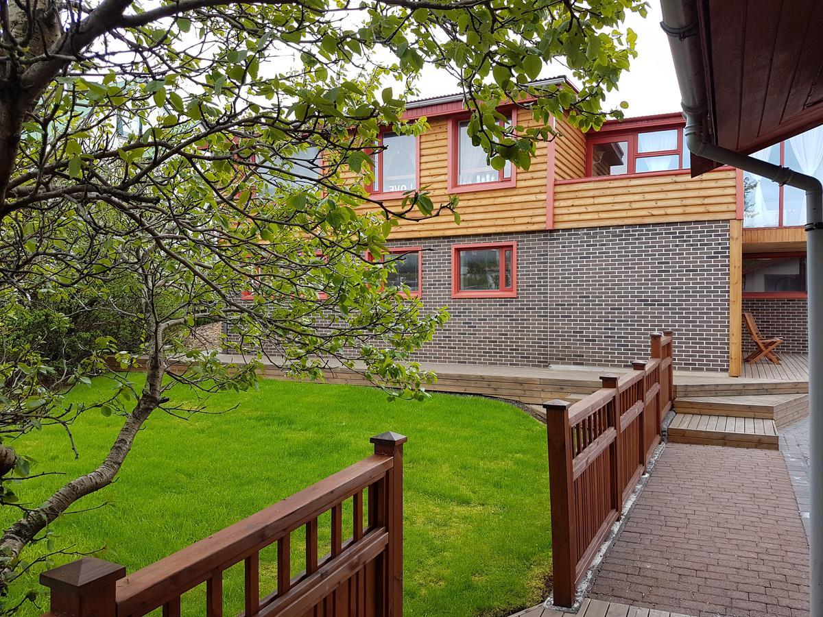 Holiday Guesthouse Стиккисхоульмюр Экстерьер фото