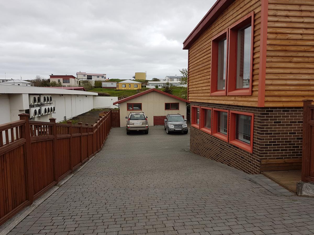 Holiday Guesthouse Стиккисхоульмюр Экстерьер фото